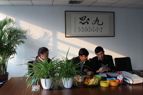 Dernière affaire concernant Société célèbre de robot de l'Inde de coopération de Globabot