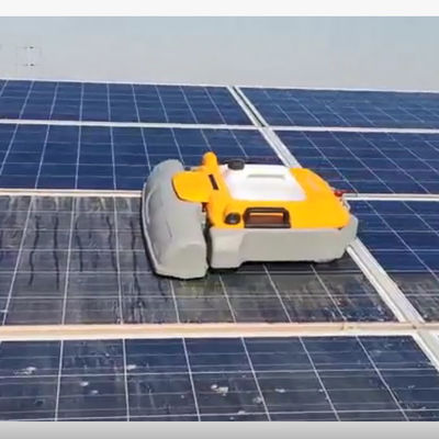 Un robot de nettoyage photovoltaïque de 28 kg avec un système de navigation LDS fiable pour un nettoyage polyvalent