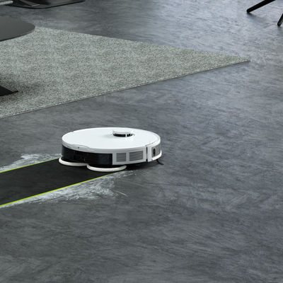 Méthode d'aspiration innovante du robot de nettoyage de panneaux solaires 8L capacité du réservoir d'eau